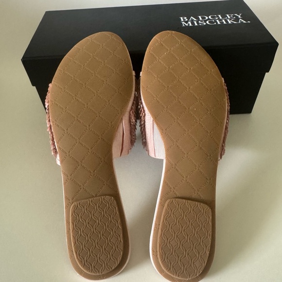 Bagley Mischka Gita Soft Blush Sequin Sandals Size 8.5 NEW - Picture 3 of 5